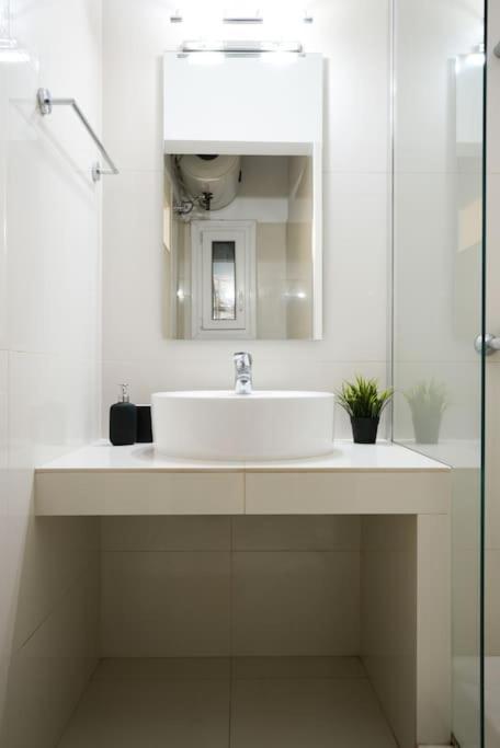 Syntagma Square, 70Sqm Pentelis Sunny Apartment Αθήνα Εξωτερικό φωτογραφία